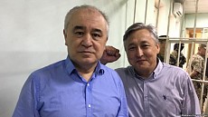 В Верховном суде начался процесс по пересмотру дела Текебаева и Чотонова 