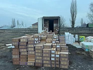 Налоговики Кыргызстана пресекли ввоз просроченных кондитерских изделий